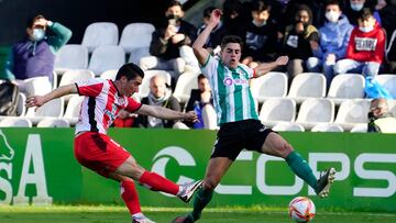 Íñigo Sainz-Maza, capitán del Racing, en el último partido contra el Zamora.