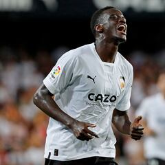 Diakhaby lidera y el club mira a su renovación