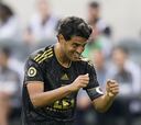 ¡De fiesta! el 'crack' Carlos Vela cumple 33 años