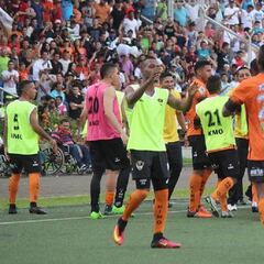 Llaneros y Leones, finalistas del Torneo Águila II-2017