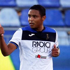 Atalanta vence a Cagliari con el gol 100 de Luis Fernando Muriel