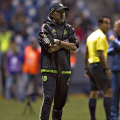 El 'Potro' Gutiérrez alerta sobre escasez de delanteros mexicanos