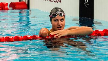 Medalla de oro para Anastasiya Dmytriv en los 100 m braza SB8. La Defense Arena. Juegos Paralímpicos París 2024. © Paulino Oribe / CPE.