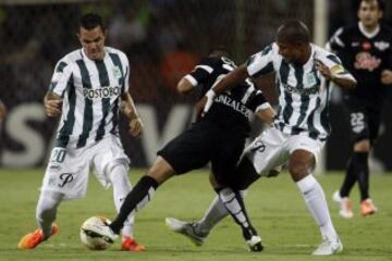 Nacional cerró su fase de grupos con victoria sobre Libertad.