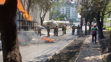 Video: Así fue el incendio de un camión con cilindros de gas en Calzada de Tlalpan