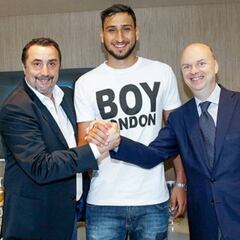 Oficial: Donnarumma renueva cuatro años con el Milán