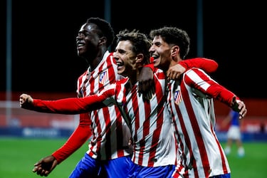 Madrid y Atlético lucen cantera: Torres, Arbeloa, la Youth, Barroso...