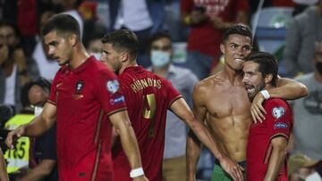 Cristiano celebra su gol 11 ante Irlanda.