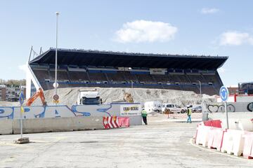 The half-demolished Vicente Calderón stadium pictured during the first week of November with the M-30 diverted past the main stand.