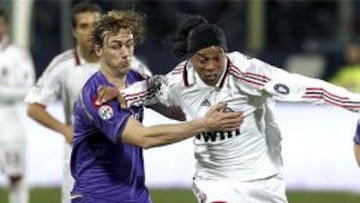 <b>Agónico</b>. Un gol en el descuento de Pato mantiene al Milan con opciones en la Liga.