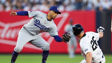 NEW YORK, NEW YORK - JUNE 09: Mookie Betts #50 of the Los Angeles Dodgers tags out DJ LeMahieu #26 of the New York Yankees at second base during the fourth inning at Yankee Stadium on June 09, 2024 in the Bronx borough of New York City. Luke Hales/Getty Images/AFP (Photo by Luke Hales / GETTY IMAGES NORTH AMERICA / Getty Images via AFP)
