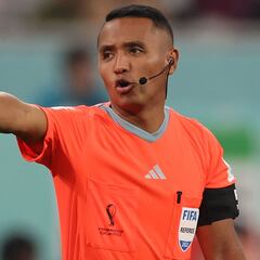 Iván Barton, un árbitro protagonista en Concacaf