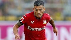 Aránguiz tiene acuerdo con su nuevo club y Leverkusen lo obstruye
