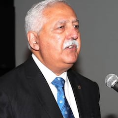 Mike Irani, nuevo presidente de la IWF en medio del caos