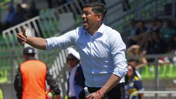Nicolás Córdova continuará en Wanderers.