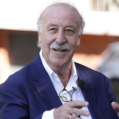Del Bosque responde al debate Messi-Maradona: "Cada vez que ves a Leo..."