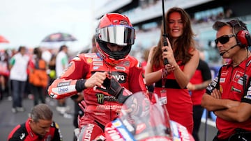 Marc Márquez con la Ducati de MotoGP en la parrilla de salida de Misano.