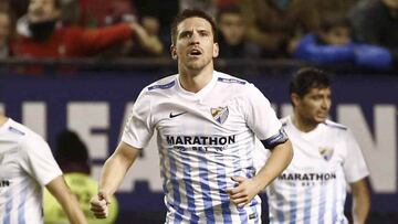 Ignacio Camacho celebra el primel gol durante el Osasuna-Málaga.