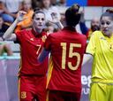España se da un festín de goles en su primer partido oficial