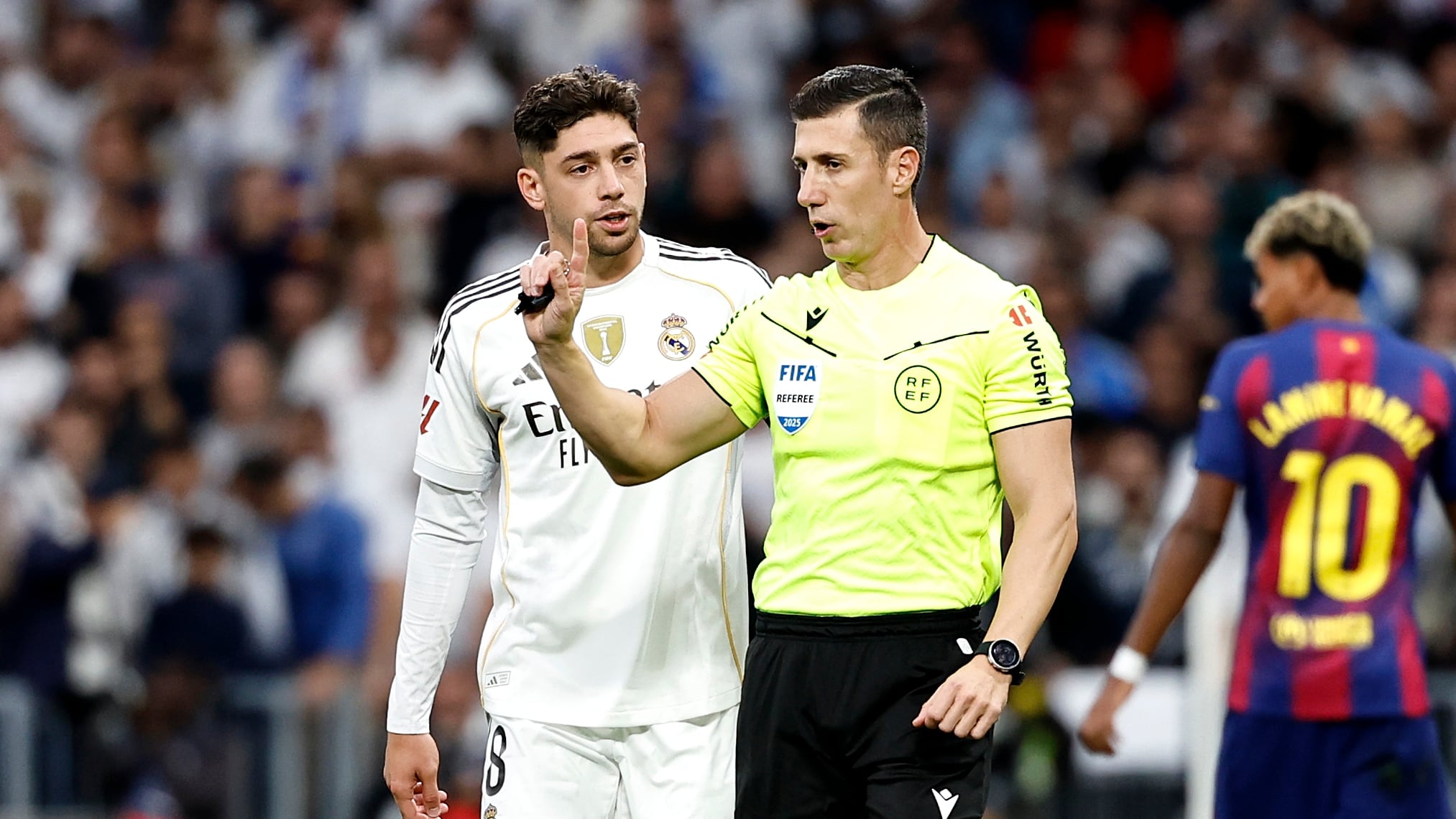 فيديريكو فالفيردي يلعب الكلاسيكو رغم إصابته بالحمى