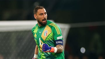 When does FC 25 go on sale?