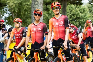 Jonathan Castroviejo y Carlos Rodríguez posan para AS en el presente Tour de Francia. 