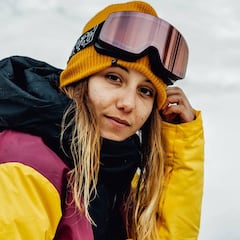 Núria Castán, la snowboarder que hizo historia a pesar de ripar solamente en fin de semana