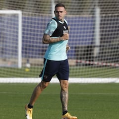 Roger supera la Covid-19 y se incorpora al equipo