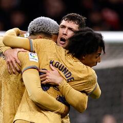 Xavi echa el ‘cerrojo’ en el Camp Nou