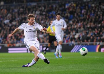 Buen jugador cuyo carácter no le permitía triunfar en el Madrid, donde la presión es muy grande.