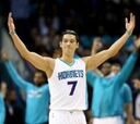 ¡Los Hornets remontan 23pts a los Spurs! Jeremy Lin (29), héroe