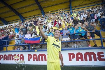 Carlos Bacca fue presentado en La Cerámica como nuevo refuerzo del Villarreal.