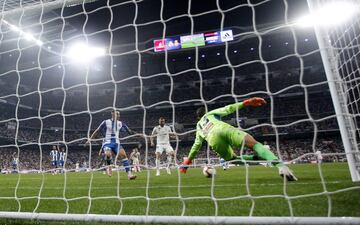 1-0. El VAR concedió el primer gol a Marco Asensio.