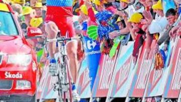 <b>OCHO AÑOS DESPUÉS. </b>El campeón ruso Serguei Ivanov, que venció en 2001 en Aix les Bains, se impuso ayer en Besançon después de meterse en una fuga.