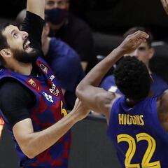 Susto en el Barça: Mirotic se lesiona ante el Baskonia