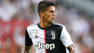Manchester City secure Joao Cancelo signing