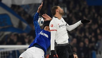 Schalke 04 anunci&oacute; que el mediocampista estadounidense no regresar&aacute; a jugar hasta febrero, esto debido a la lesi&oacute;n en el hombro que sufri&oacute; contra Frankfurt.