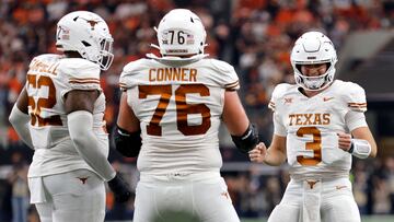 A packed house at the AT&T Stadium (Arlington, TX) is expected ahead of the Cotton bowl clash between Texas and Ohio State.