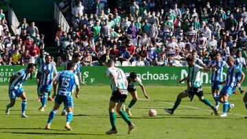 Racing y Deportivo emparaton en la primera vuelta en El Sardinero (0-0).