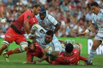 Ambientazo en la final francesa de rugby en el Camp Nou