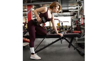 Este banco de musculación plegable y multifunción tiene más de 18.500 valoraciones en Amazon