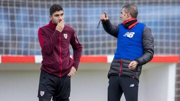 Garitano con Unai Núñez.