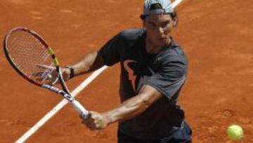 Nadal se entren&oacute; ayer por espacio de dos horas junto a Tommy Robredo.
 