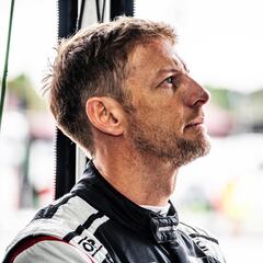 Jenson Button announces his retirement