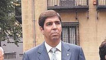 <b>ADIÓS</b>. Ugartetxe firmó su dimisión y abandonó Ibaigane.