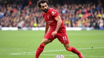 Gary Neville ve a Salah fuera del Liverpool