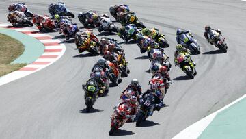 La salida de Moto2.