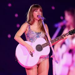 Taylor Swift brings out Marcus Mumford from Mumford & Sons for Eras Tour show