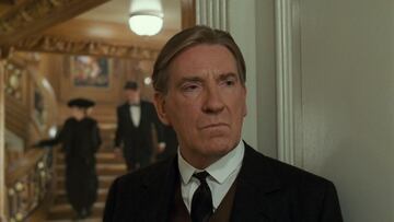 A lo largo de su carrera tuvo que interpretar a menudo personajes de naturaleza siniestra y malvada, tambi¨¦n en 'Titanic'. Trabaj¨® en m¨¢s de un centenar de producciones hasta su muerte el pasado mes de julio a los 80 a?os de edad debido a un c¨¢ncer.