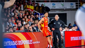 Tyson Pérez, durante un partido con la Selección.